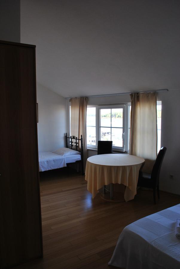 Promenade Bed & Breakfast Medulin Ngoại thất bức ảnh
